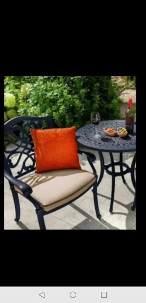 *CLEARANCE* Brand New Hartman Cast Alum Bistro Set - Image 1