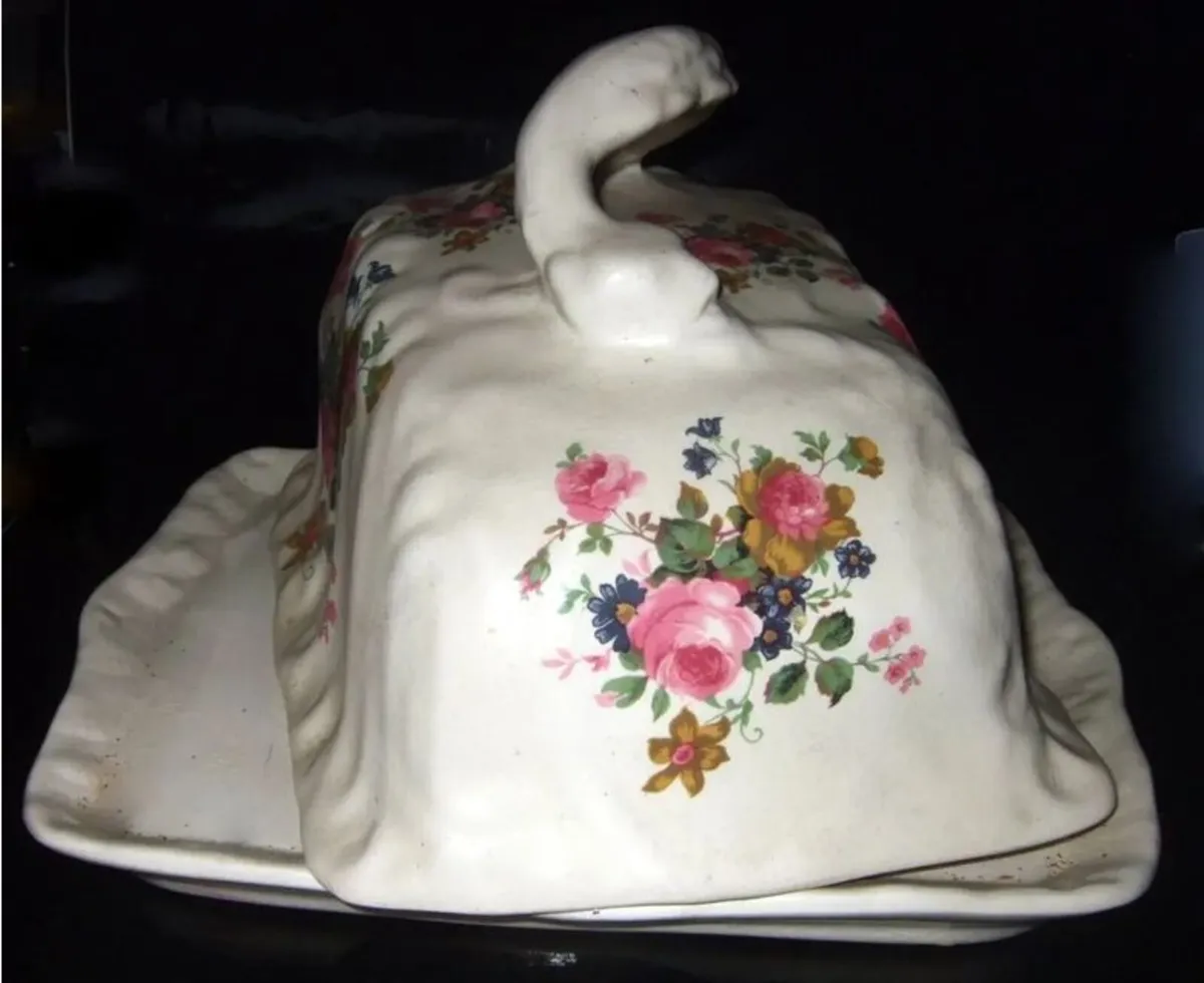 Pristine Vintage Swinnertons Floral Cheese Dish - Image 2