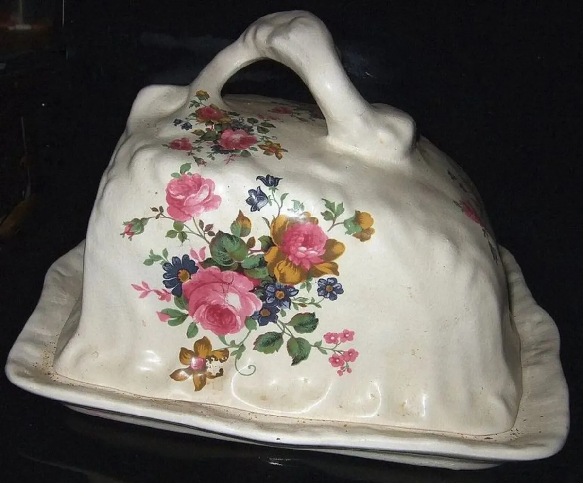 Pristine Vintage Swinnertons Floral Cheese Dish - Image 1