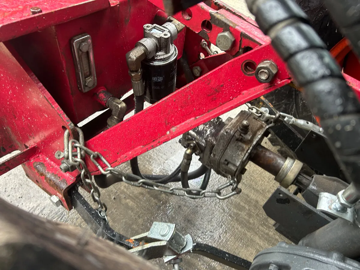 Backhoe Digger to suit small tractor - Image 3