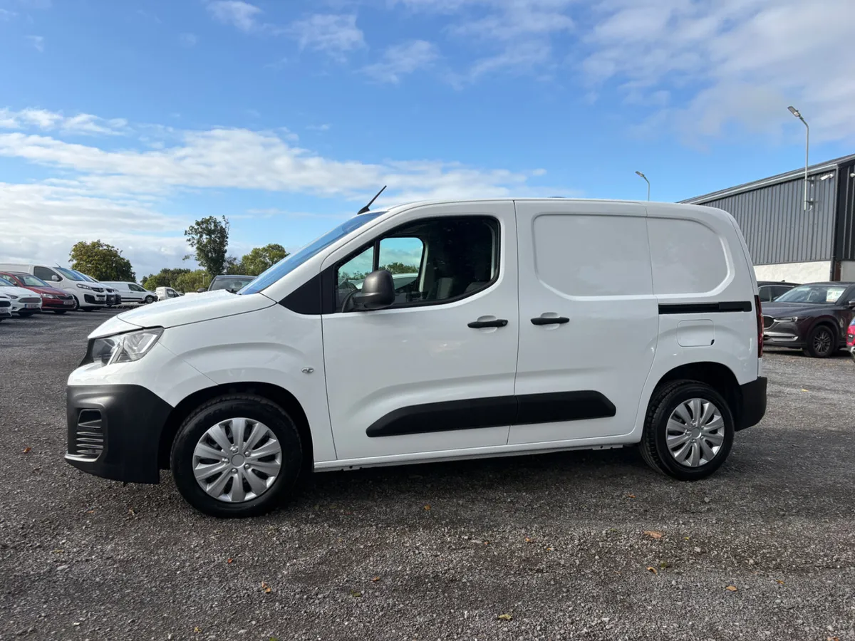 Peugeot Partner - Image 1