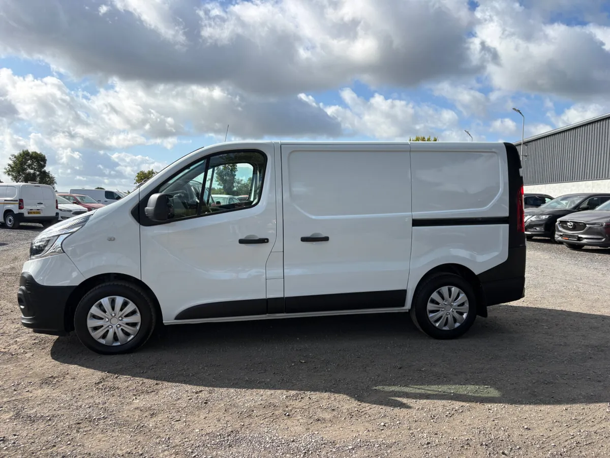 Renault Trafic - Image 1