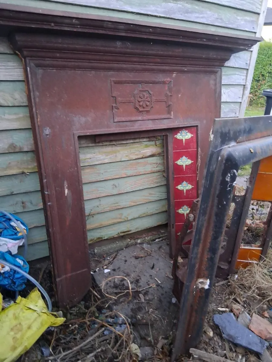 Fireplace ( Free to Take Away) - Image 1