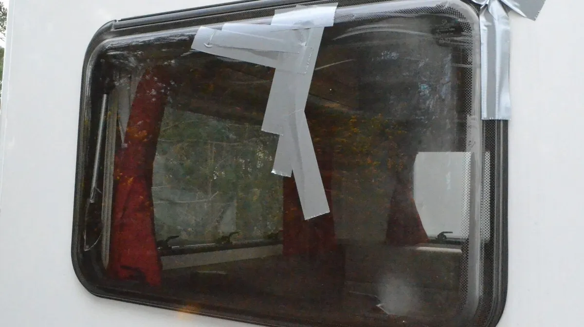 Caravan windows made to order - Image 1