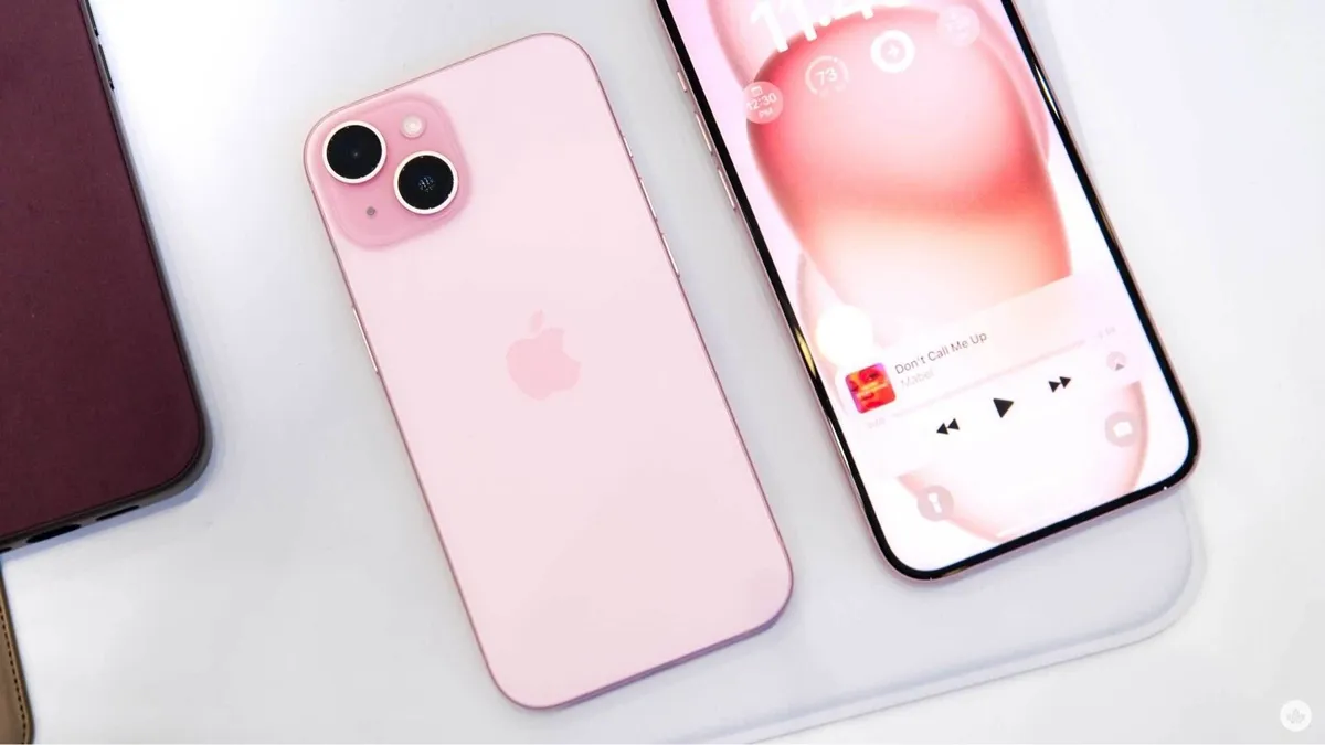 iPhone 15 plus unlocked - Image 1