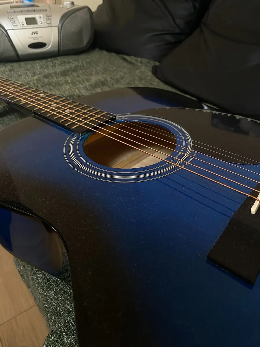 3rd Ave Full-Size Acoustic Guitar Bundle - Image 1