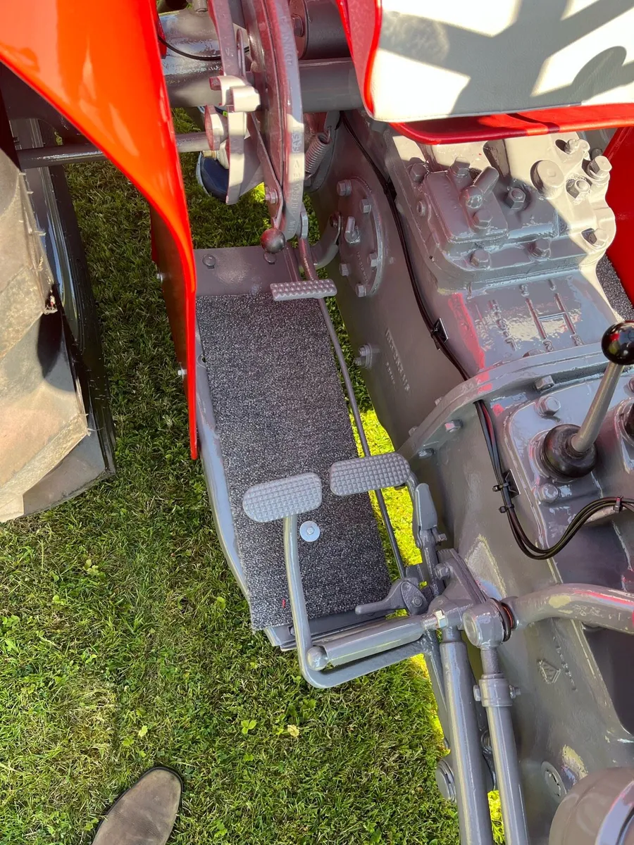 Massey 35x - Image 4
