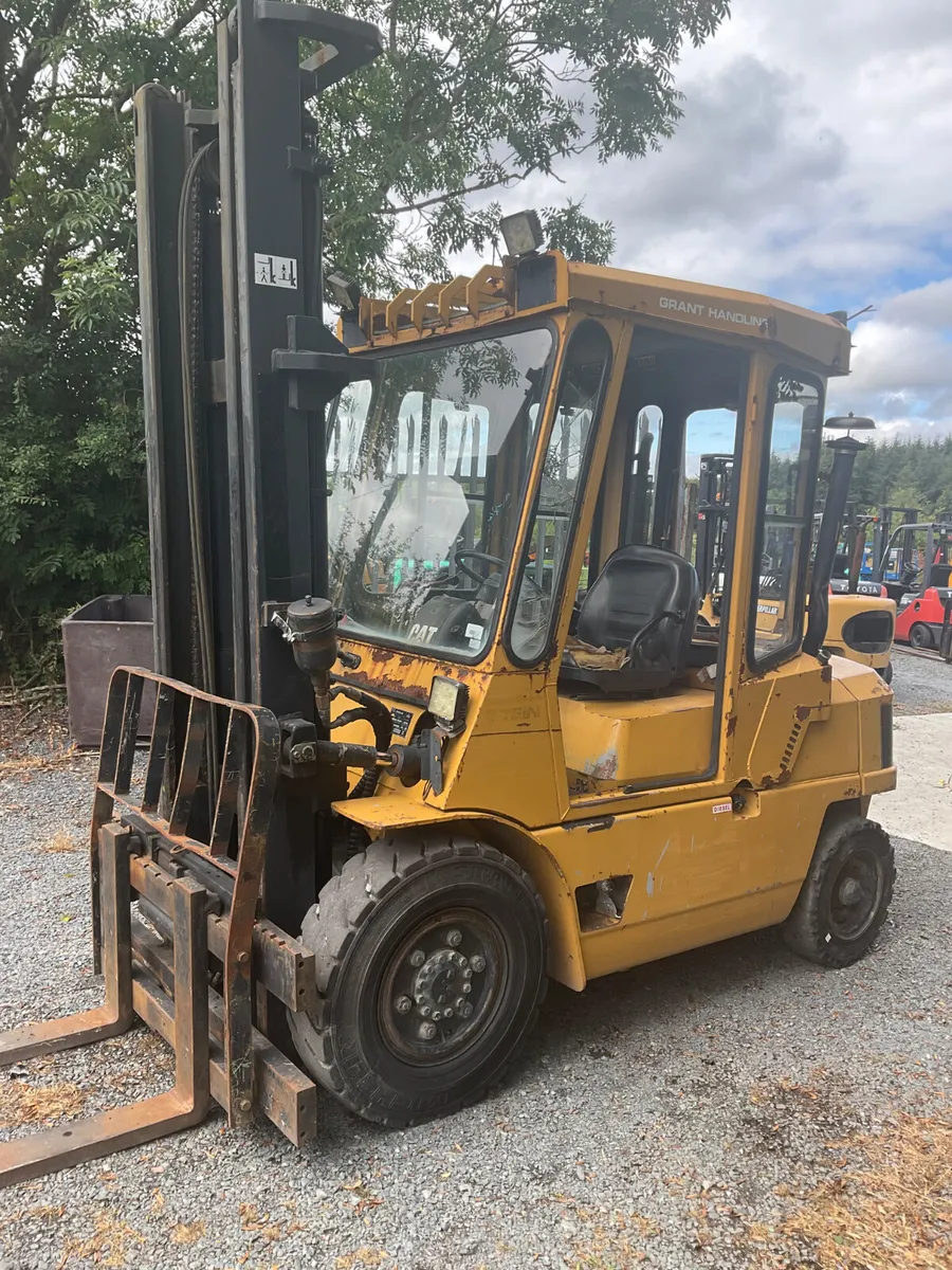 FORKLIFT - Image 3