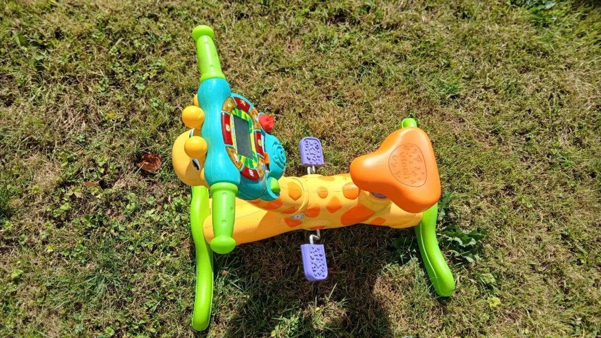 Vtech Bounce and Ride Giraffe - Image 1