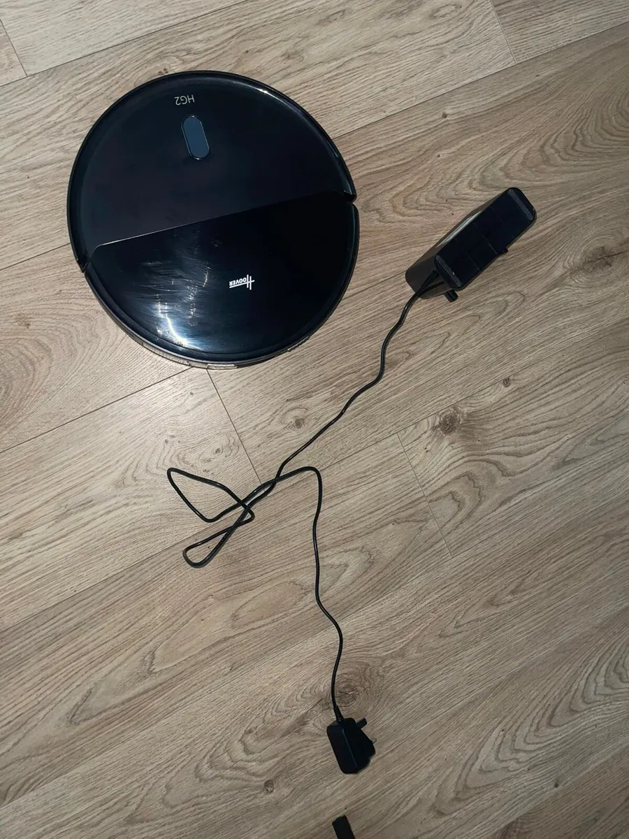 Robot vacuum - Image 1