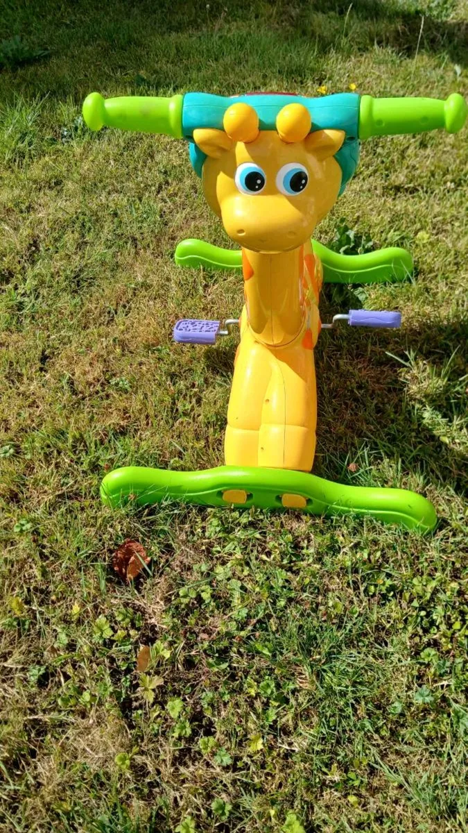 Vtech Bounce and Ride Giraffe - Image 3