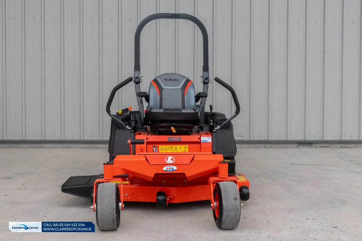 Kubota Z2-481 Zero Turn Lawnmower - Image 4