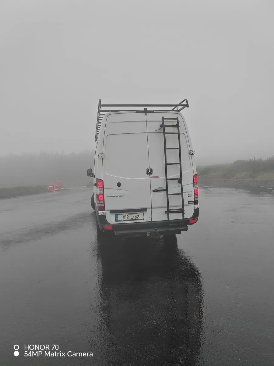 Mercedes-Benz Sprinter 316 Campervan - Image 4