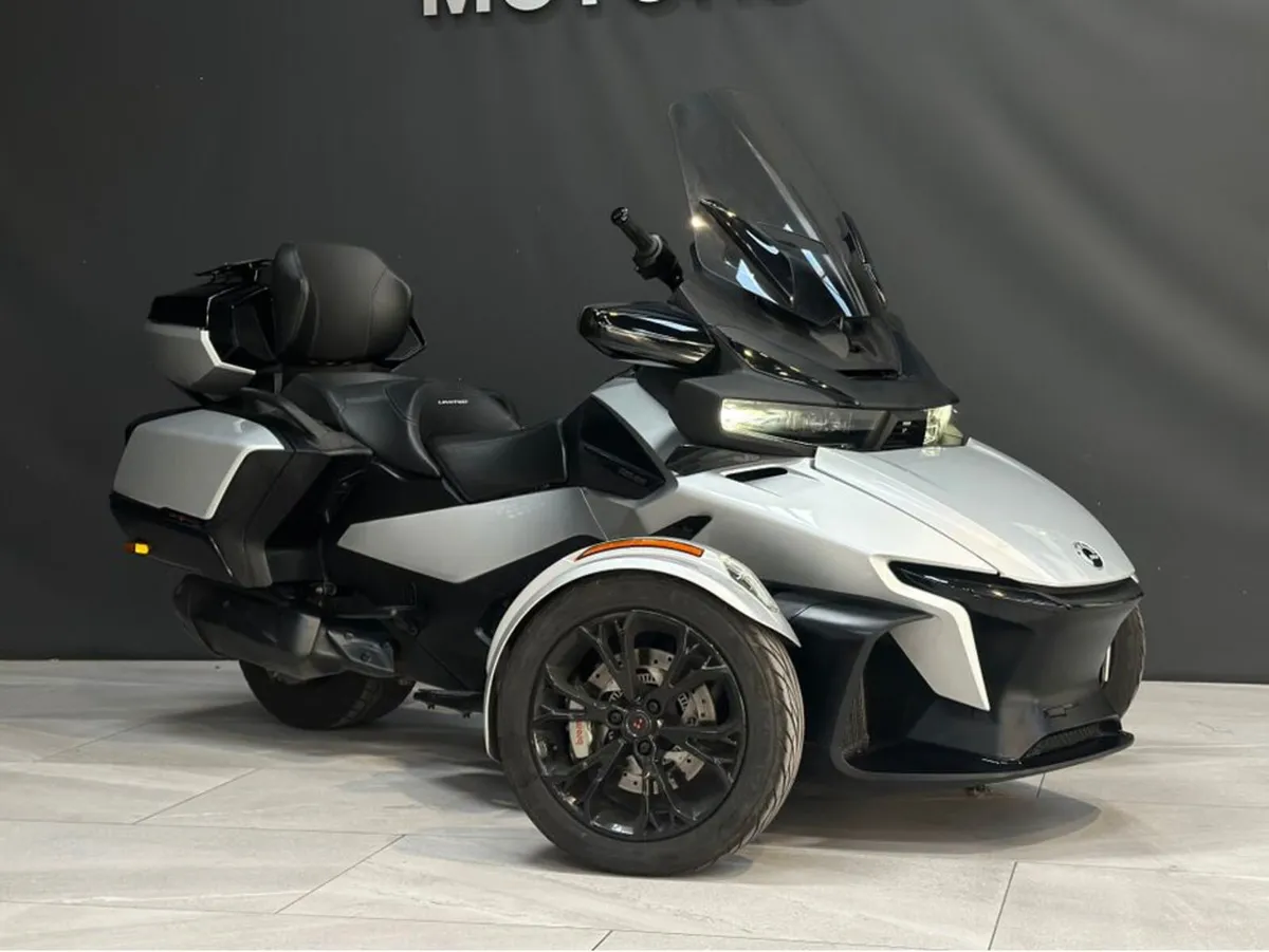 RT SPYDER 1330 TRICYCLE - Image 1