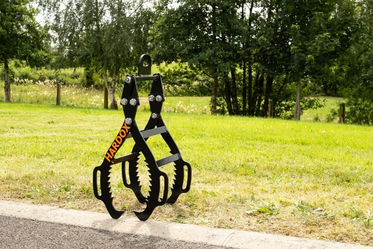 The Fang - Heavy Duty Hand Timber Grab - Image 2