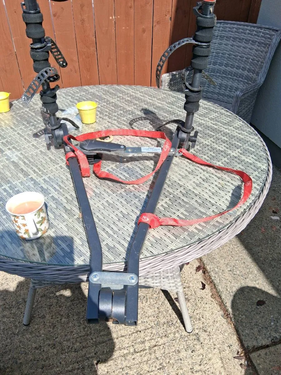 Bike carrier for tow bar - Image 2