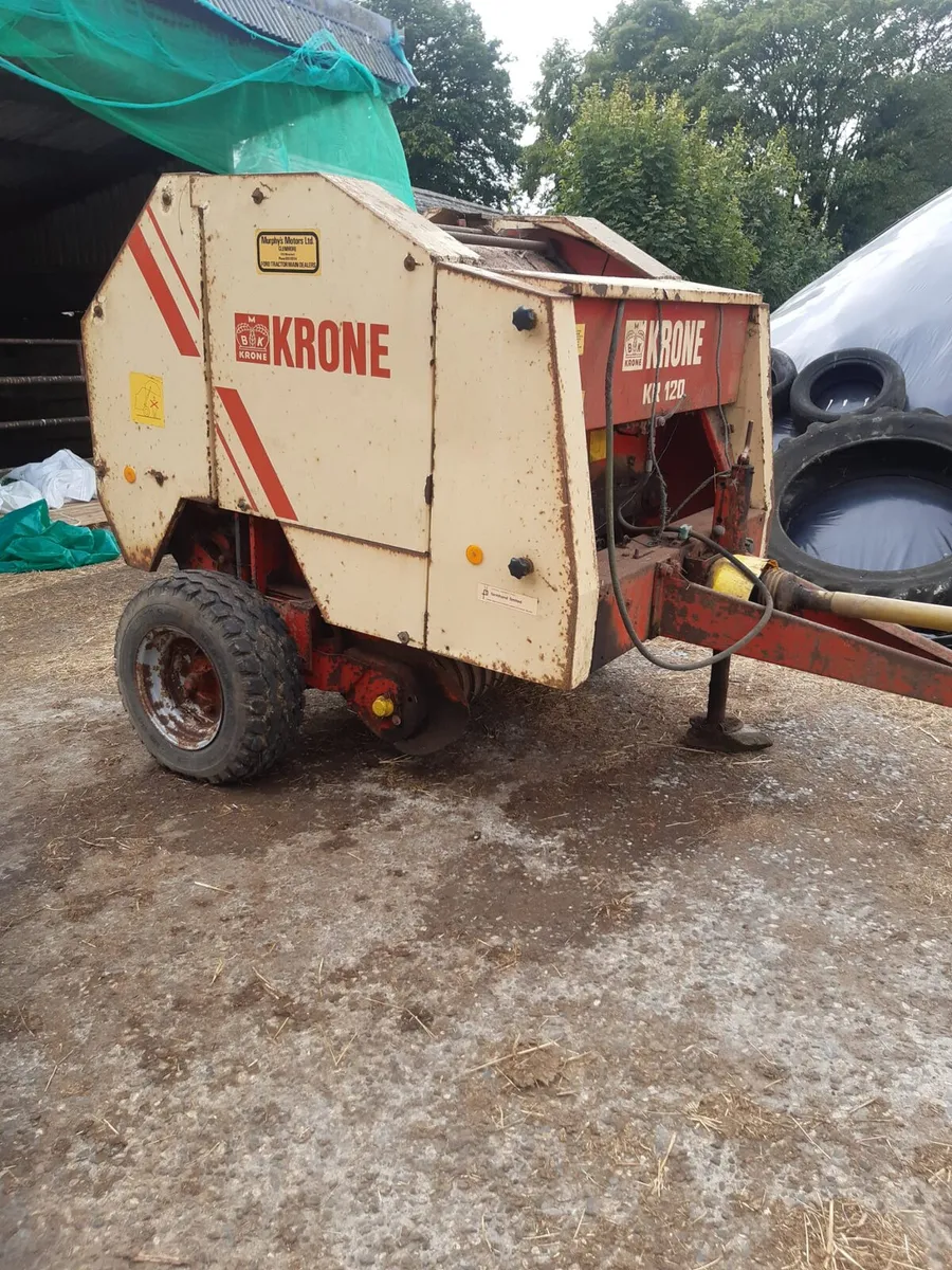 Krone 120 Baler - Image 1