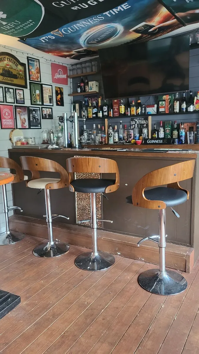 Home bar - Image 4