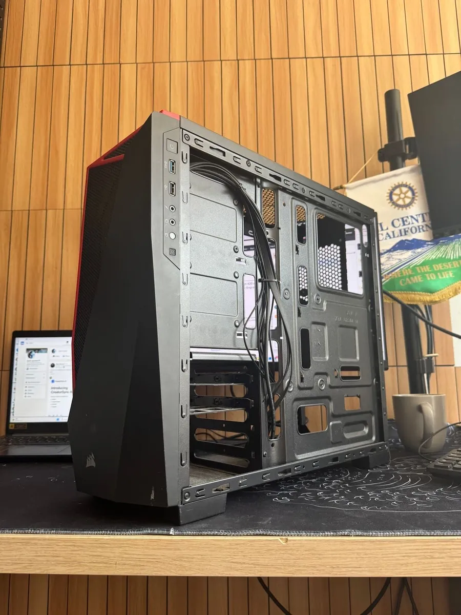 Corsair PC CASE - Image 2