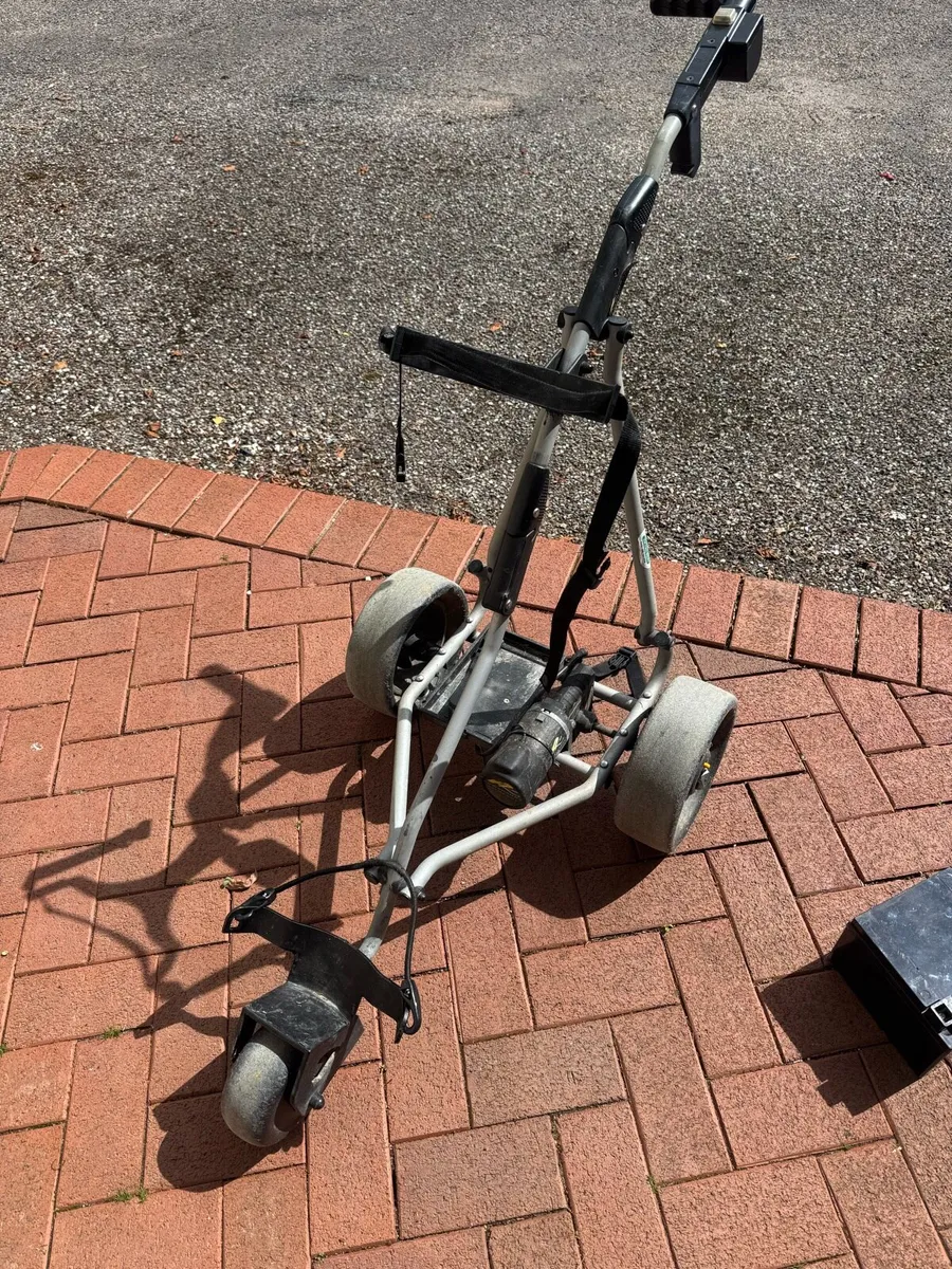 Powakaddy golf trolley - Image 2