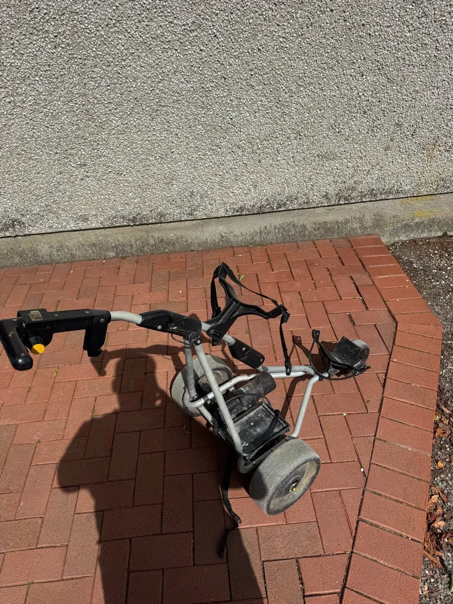 Powakaddy golf trolley - Image 3