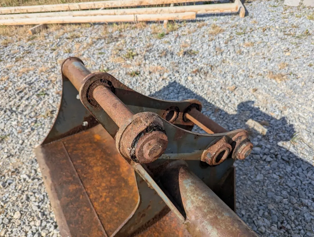 5ft (1.5m) Bucket 45mm Pins – Unused - Image 3
