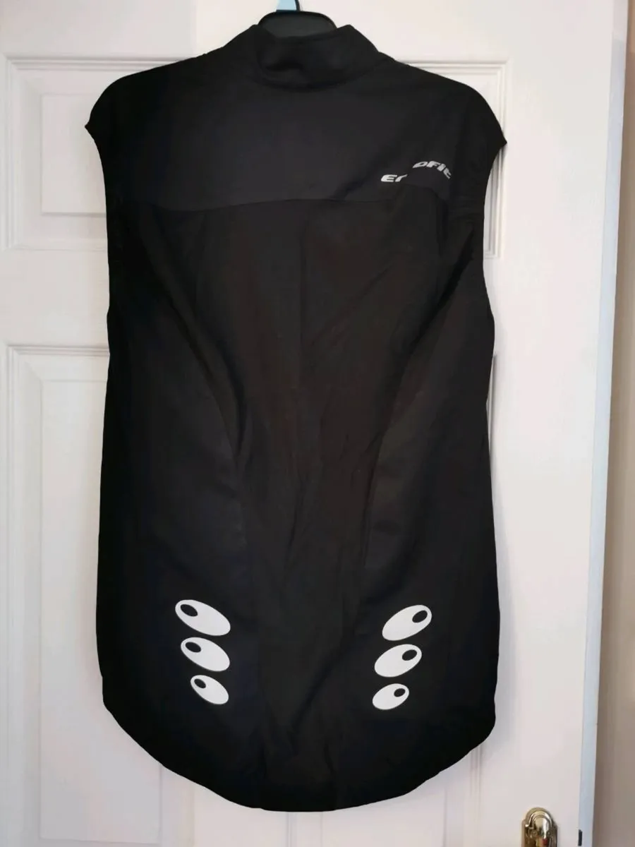 Cycling clothing - Image 1
