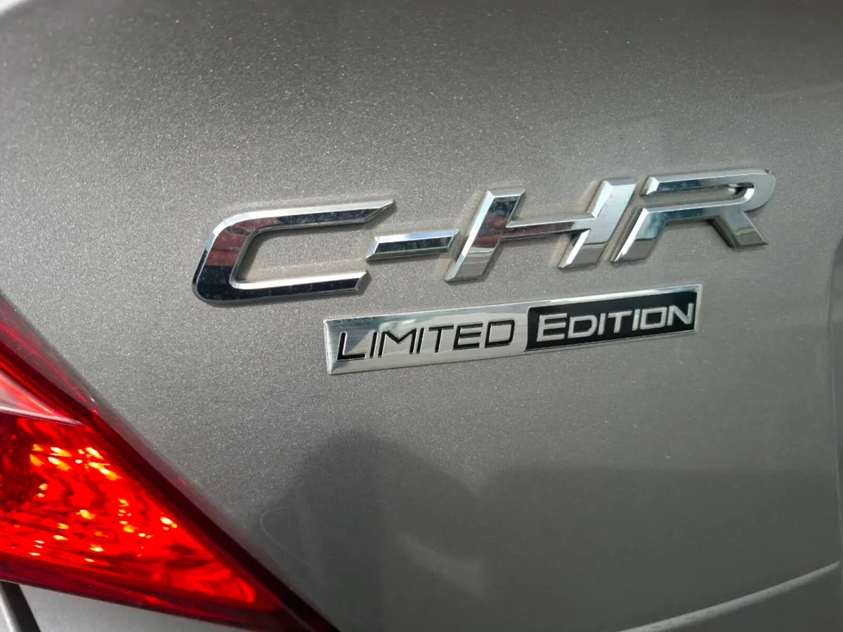 TOYOTA CHR HYBRID - Image 3