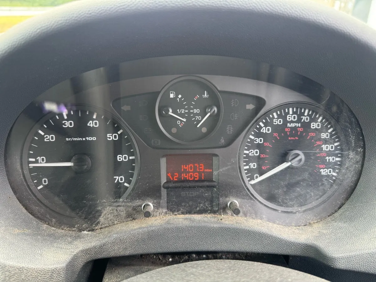 Citroen Dispatch - Image 2