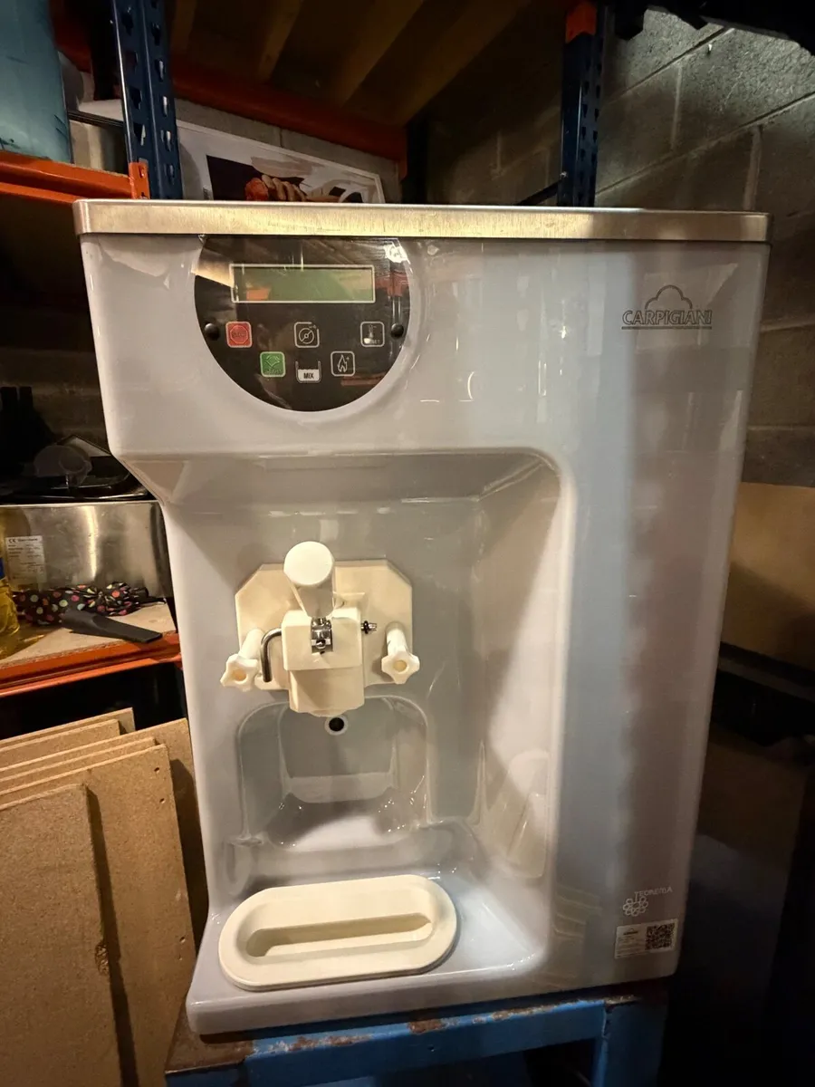 Carpigiani 191 Soft-Serve Ice Cream Machine - Image 1