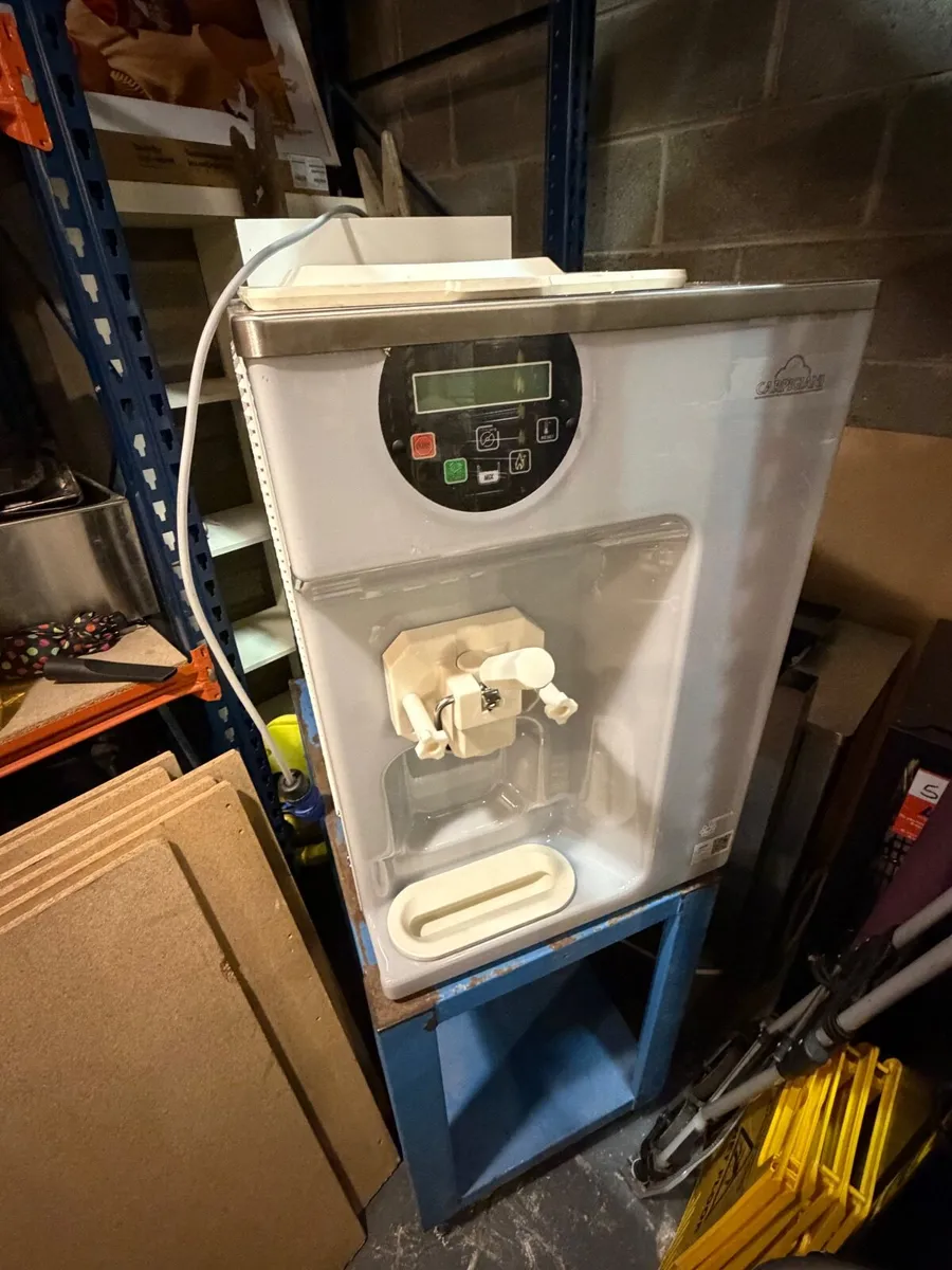 Carpigiani 191 Soft-Serve Ice Cream Machine - Image 3