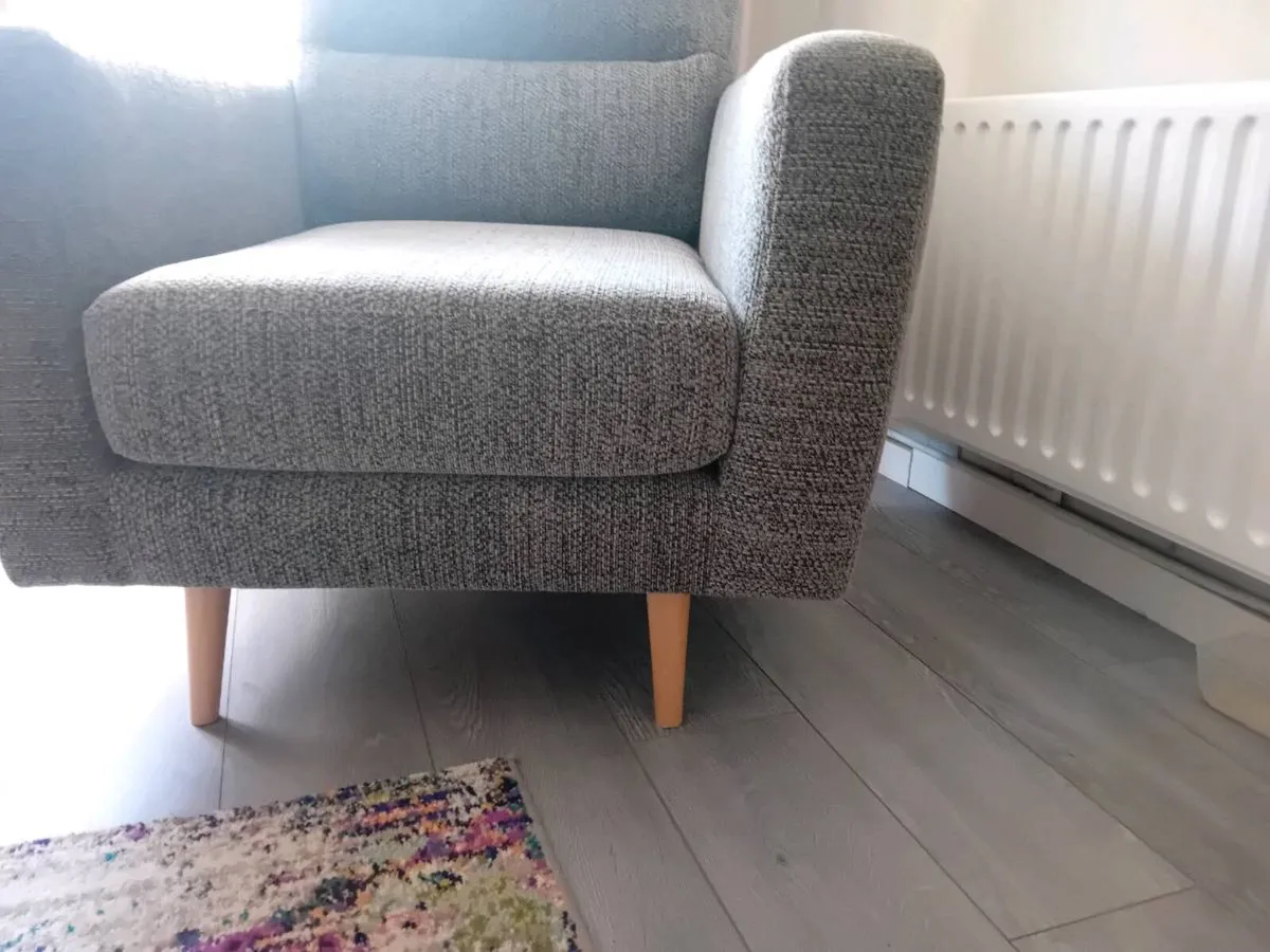 Armchair - Image 2