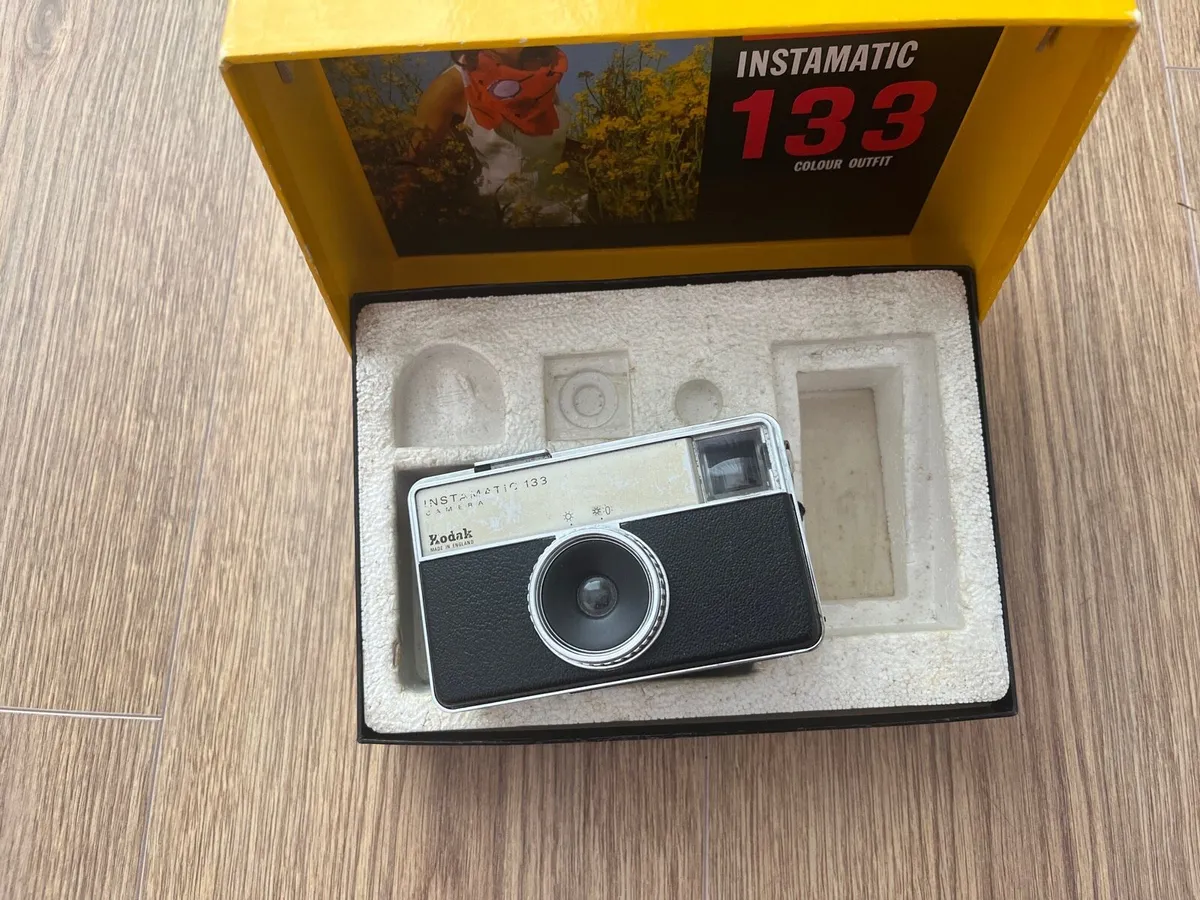 Kodak Instamatic camera - Image 1