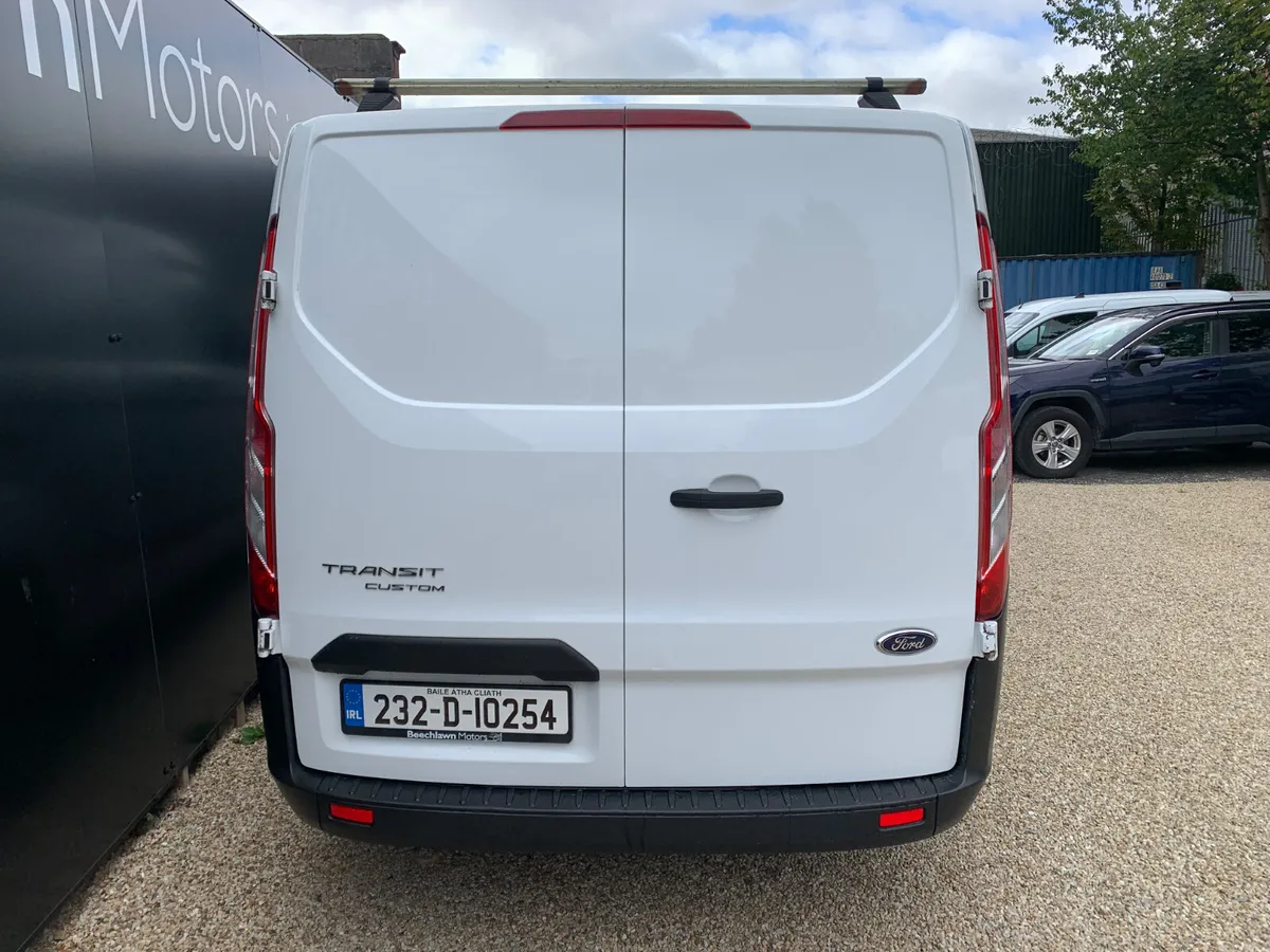 FORD TRANSIT CUSTOM 2.0 TDCI 105PS SWB - Image 4