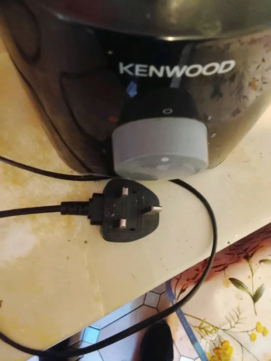 Kenwood Black Blender - Image 3