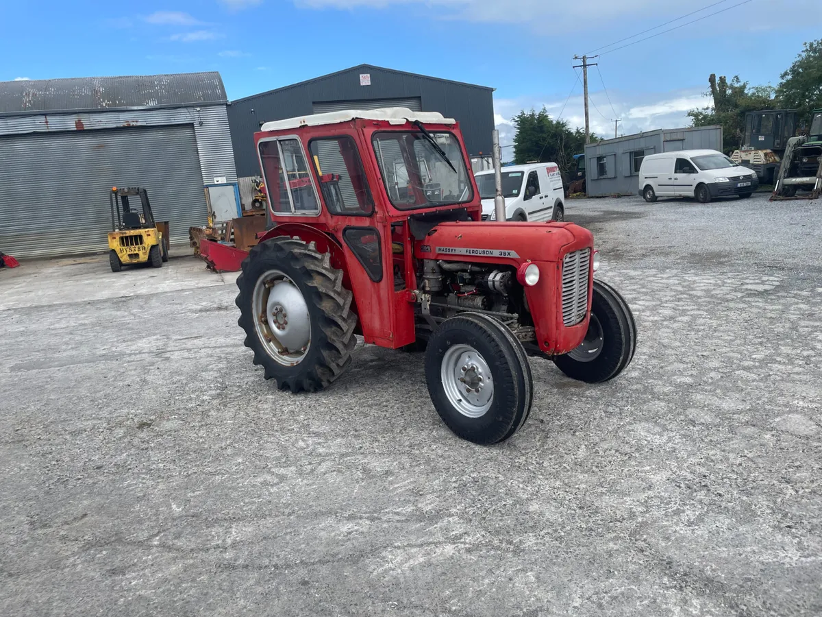 Massey Ferguson 35X - Image 1