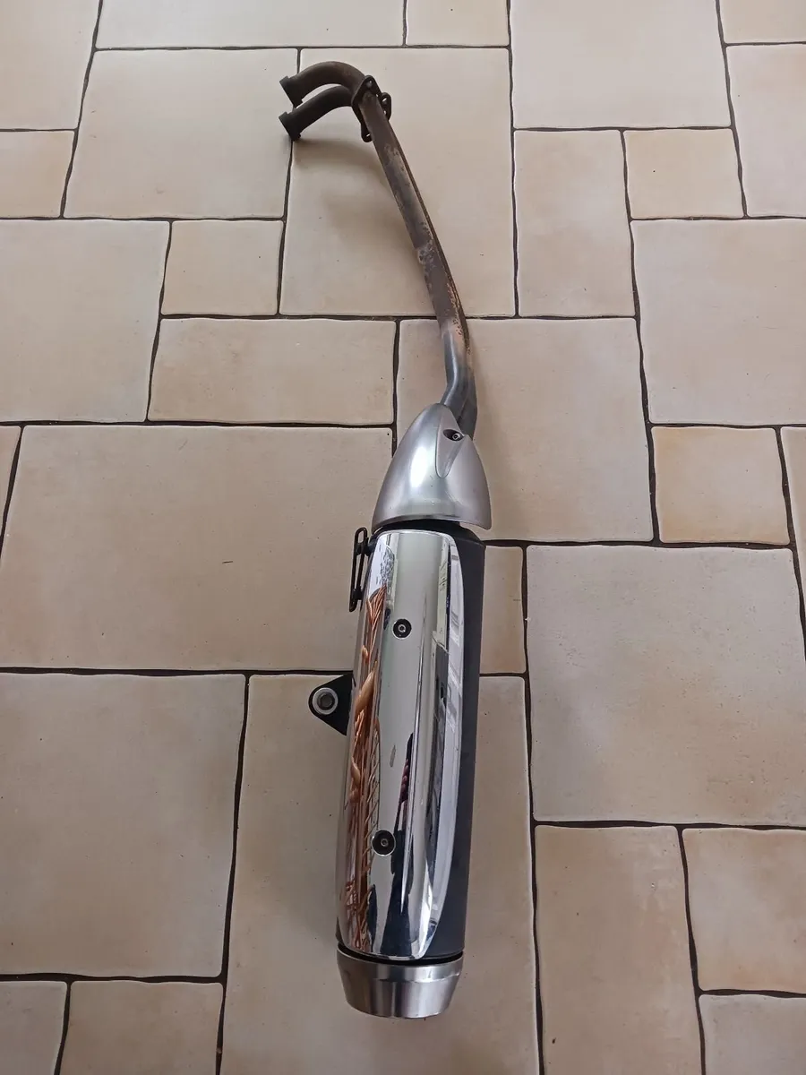 YAMAHA 500 2001Scooter Exhaust