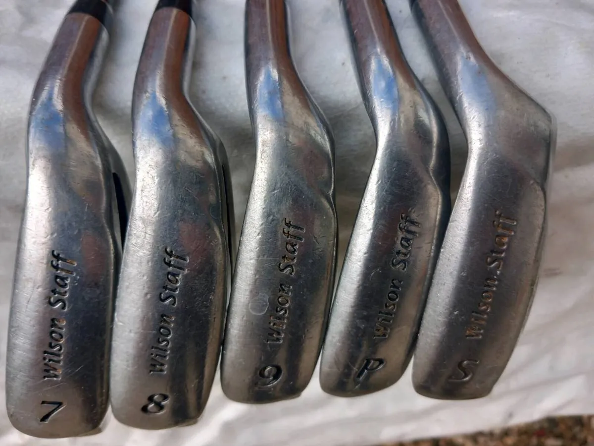 Wilson golf irons.  Right handed clubs - Image 2