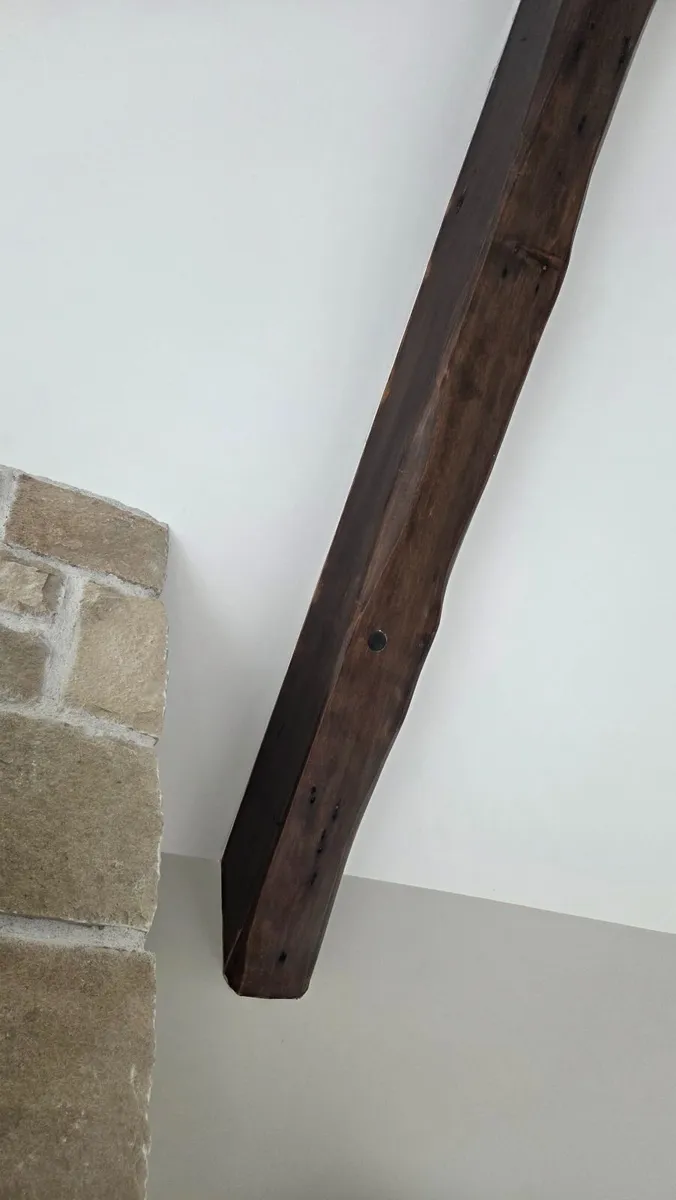 Reclaimed and treated solid timber beam - Image 3