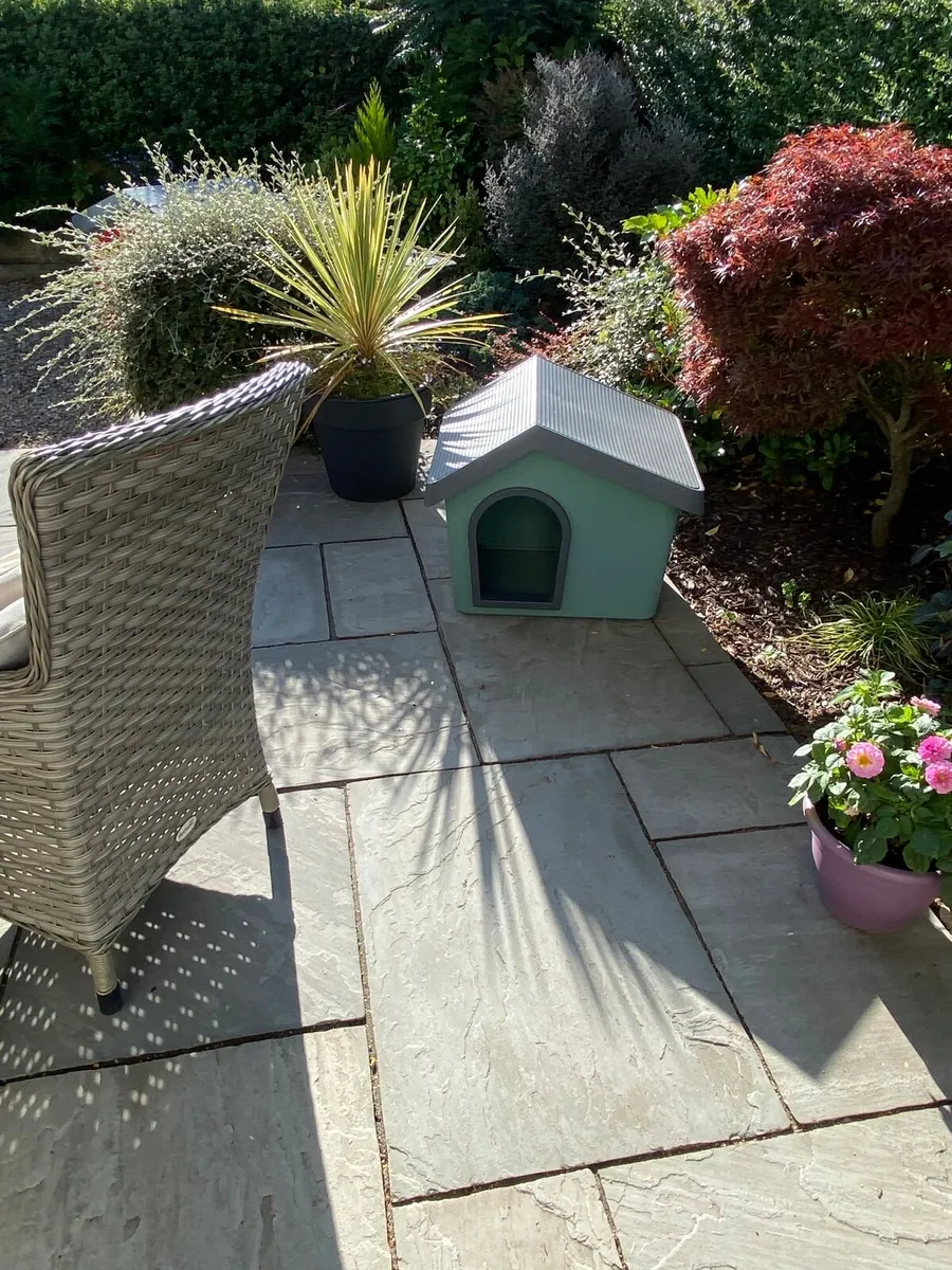 Dog kennel - Image 1