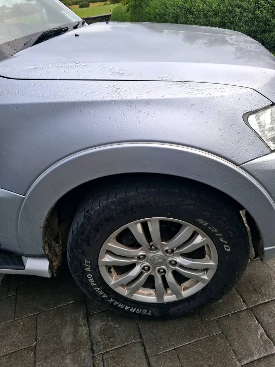 Mitsubishi pajero 3.2 - Image 4