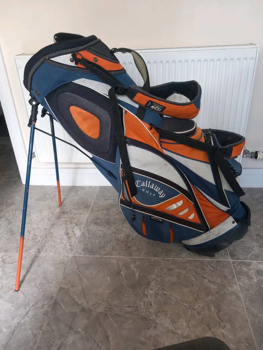 Callaway golf bag with stand - Image 2