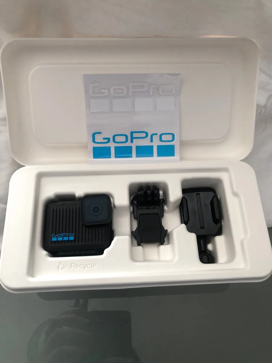 GoPro Hero (2024) + 3 way tripod - Image 1