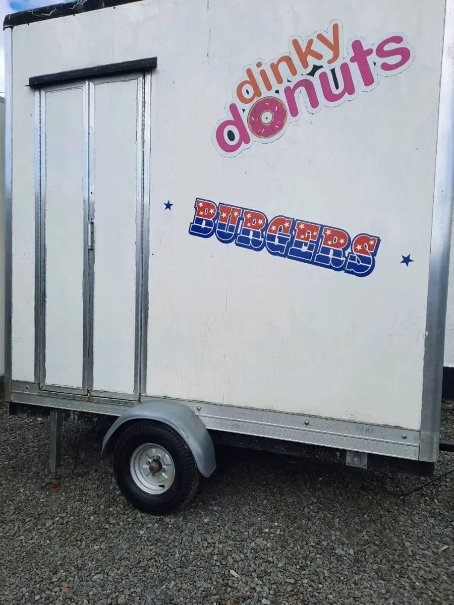 Catering  trailer - Image 4