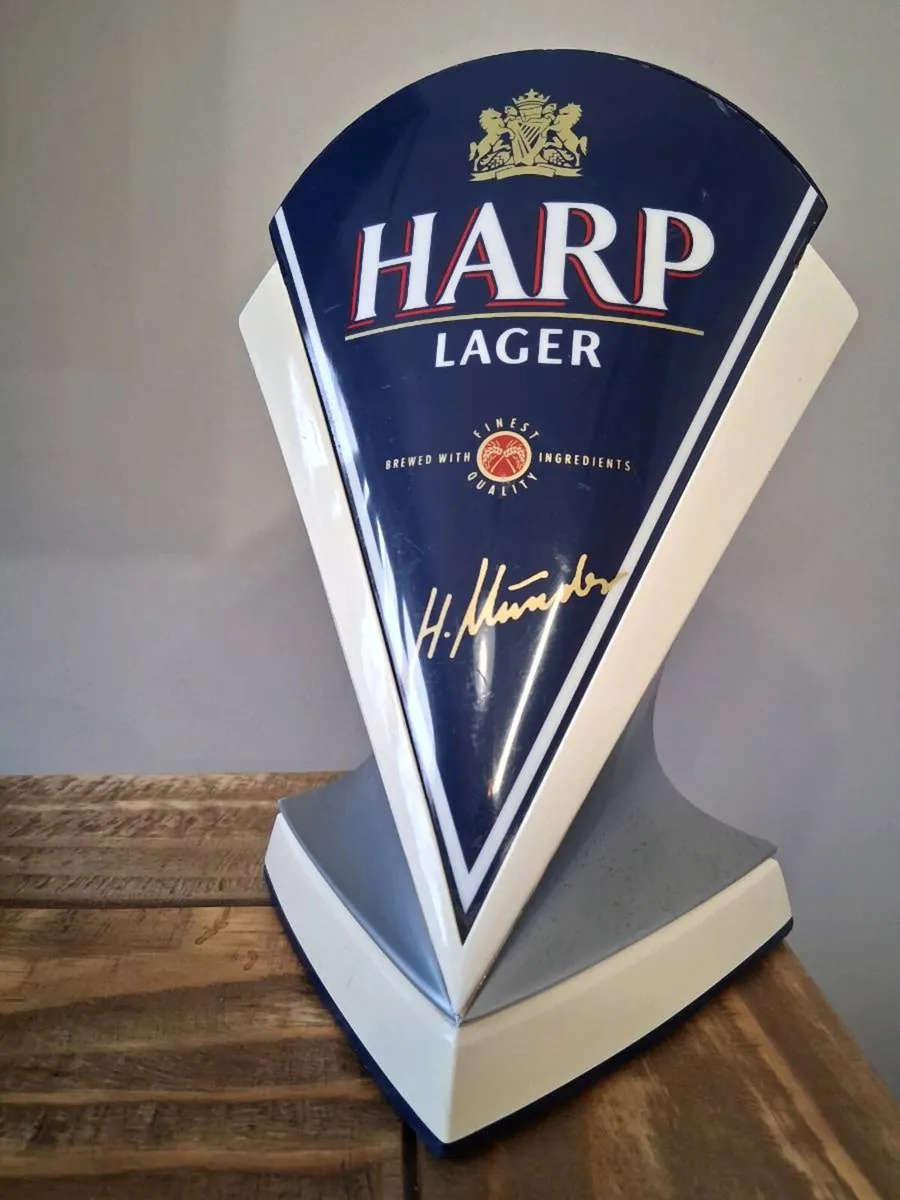 Vintage 1992 HARP LAGER Font Light - Image 4