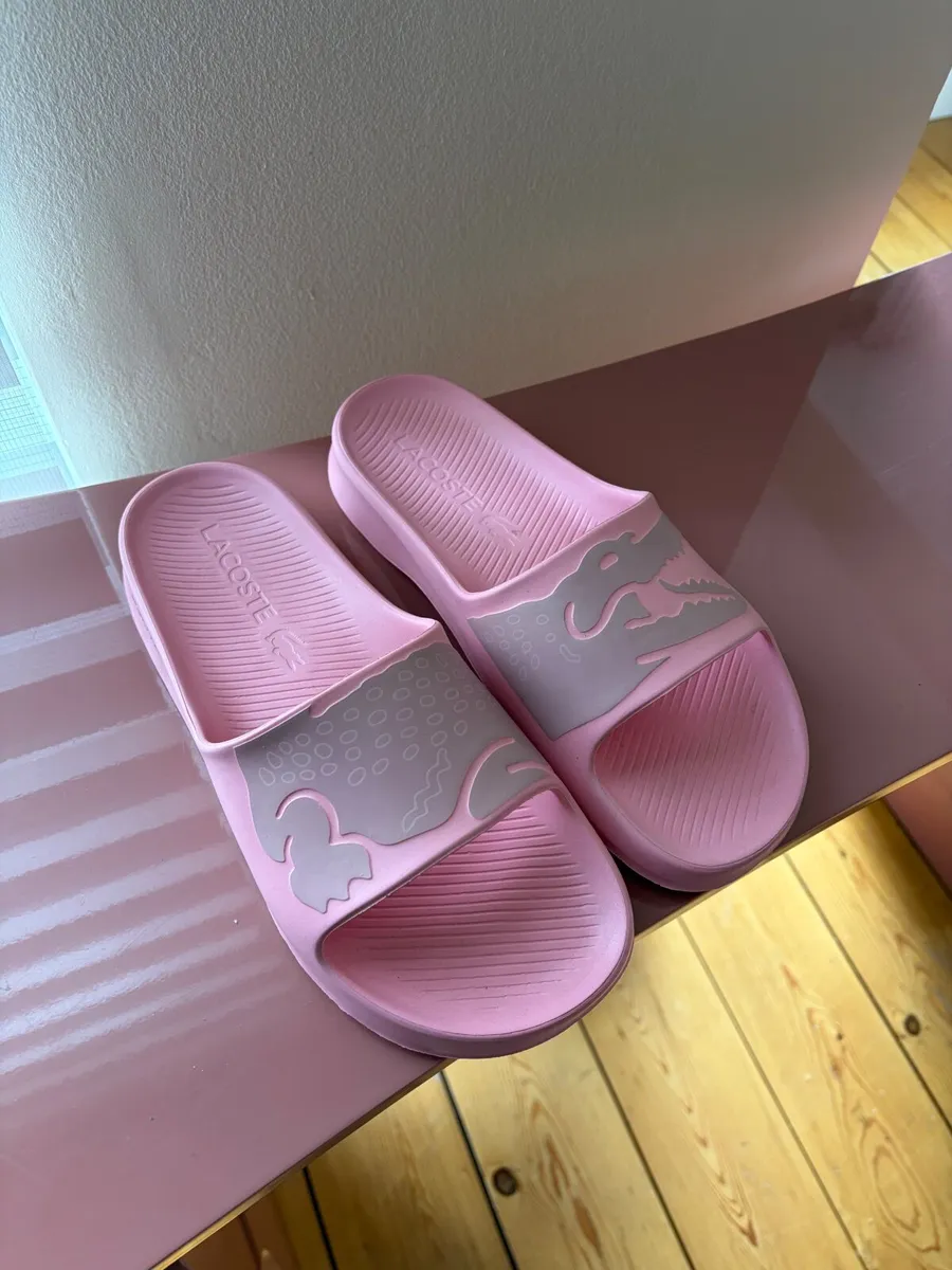 New Lacoste Serve Slide - Image 1
