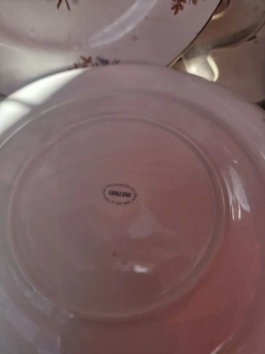 Arklow pottery. - Image 1