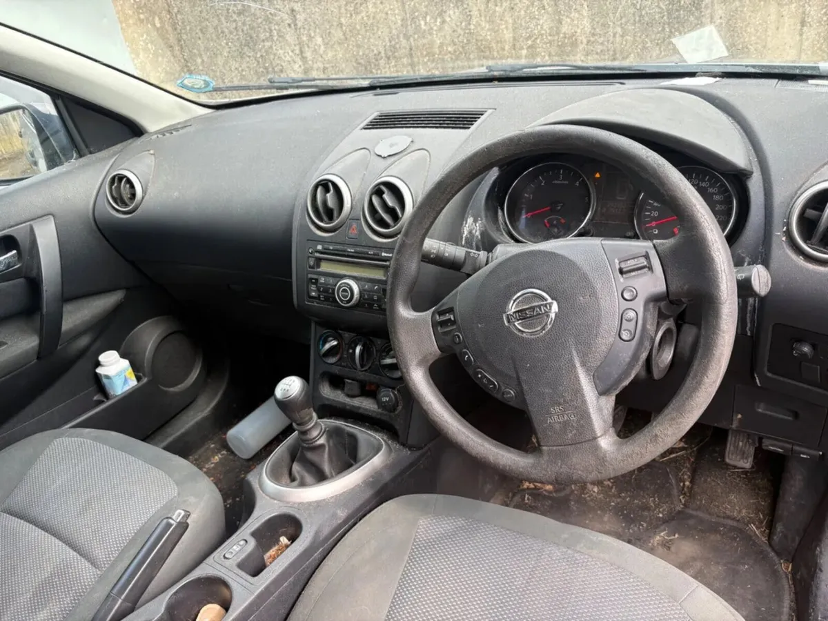 2011 Nissan Qashqai tax and tested drive away - Image 2