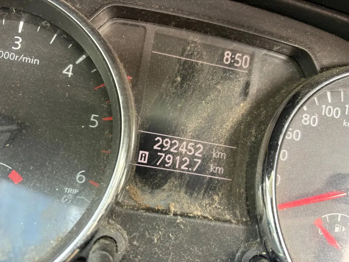2011 Nissan Qashqai tax and tested drive away - Image 3