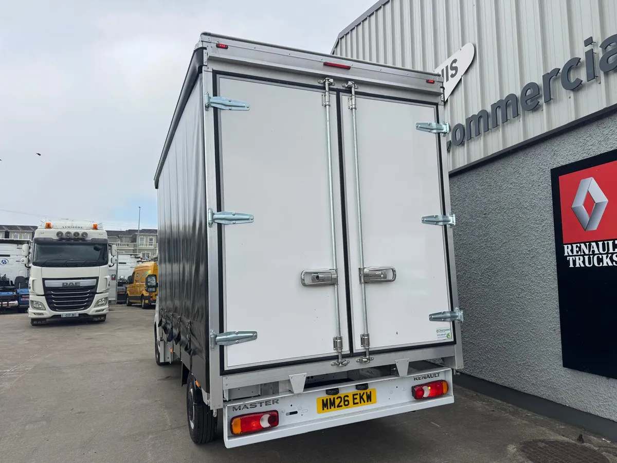 Renault Master 2026 (curtain sider) - Image 4
